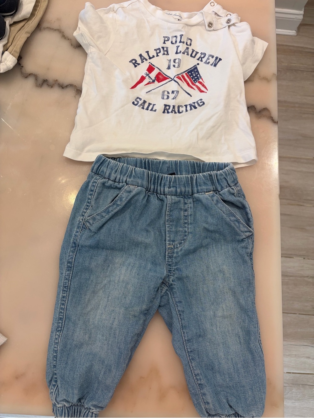 GAP White Graphic Tee with Light Blue Denim Jogger Pants